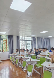 学院党委委员、副院长高鸿纲讲授主题教育专题党课