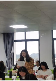 社会学院第65期入党积极分子培训班开展读书会活动
